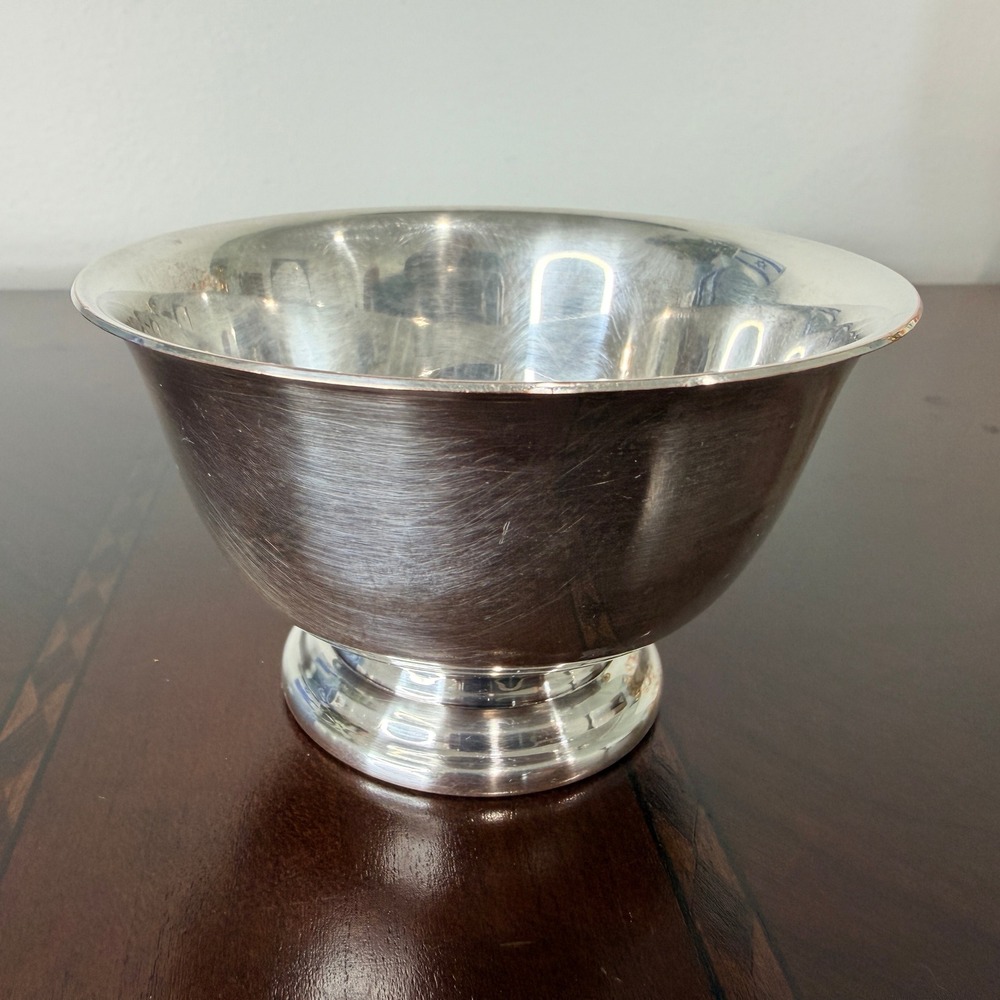 Vintage FB Rogers Paul Revere Silverplate Bowl Footed Pedestal Dish Model 1055